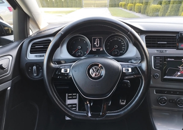 Volkswagen Golf cena 38900 przebieg: 198000, rok produkcji 2015 z Szczucin małe 596